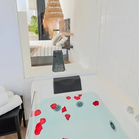 Mauresque Experience Luxury Apartment